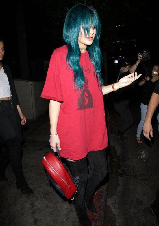 Wydałam fortunę na kosmetyki od Kylie. To był BŁĄD MOJEGO ŻYCIA