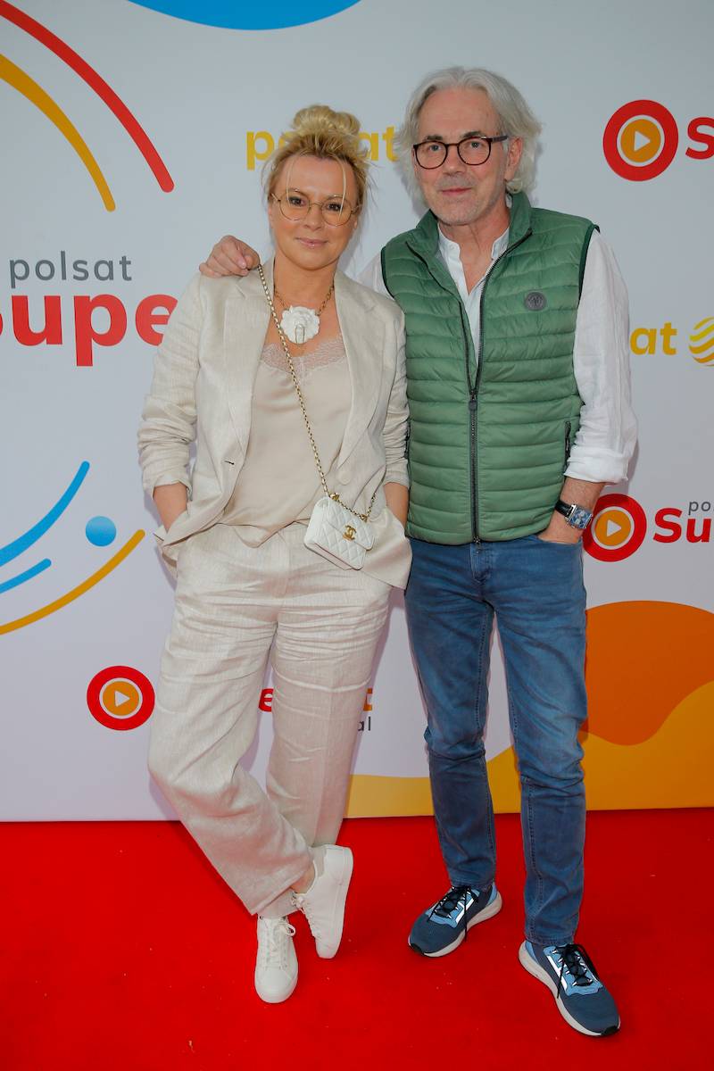 Polsat SuperHit Festiwal. Marcelina Zawadzka po raz pierwszy z ukochanym na ściance, Oliwia Bieniuk jak z Matrixa