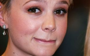 Carey Mulligan zaręczyła się po pięciu miesiącach  (VIDEO)