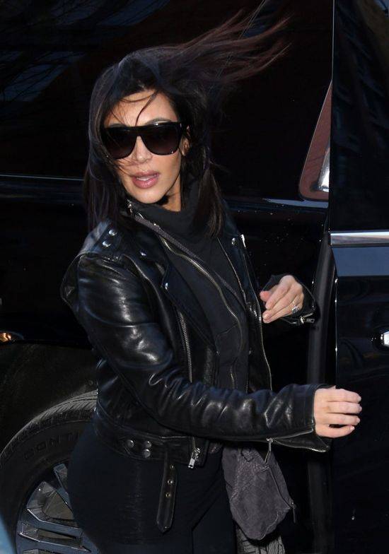 Kim Kardashian myje włosy raz na 5 dni