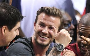 David Beckham śledzi mecz (FOTO)