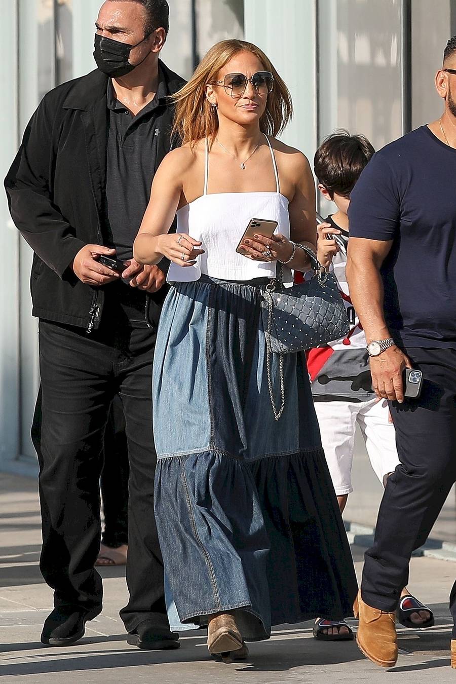 Jennifer Lopez zabrała syna na luksusowe zakupy (ZDJĘCIA)