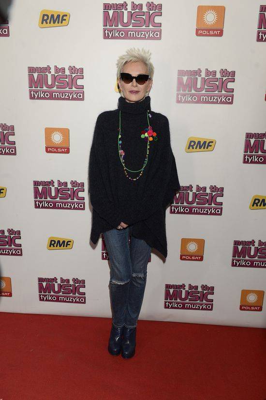 Stylizacje Kory z planu Must Be The Music