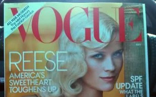 Nienaturalna Reese Witherspoon na okładce Vogue UK (FOTO)