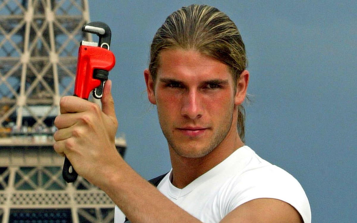 Podbił Europę w modelingu jako „polski hydraulik”. Jak dziś wygląda?