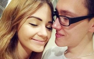 Honorata Skarbek i gorące pocałunki (FOTO)