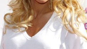 Pamela Anderson musi zapłacić pół miliona podatku!