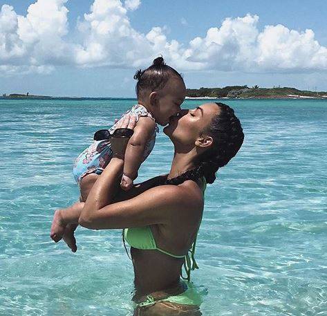 Dzieci tych gwiazd przyszły na świat dzięki SUROGATCE