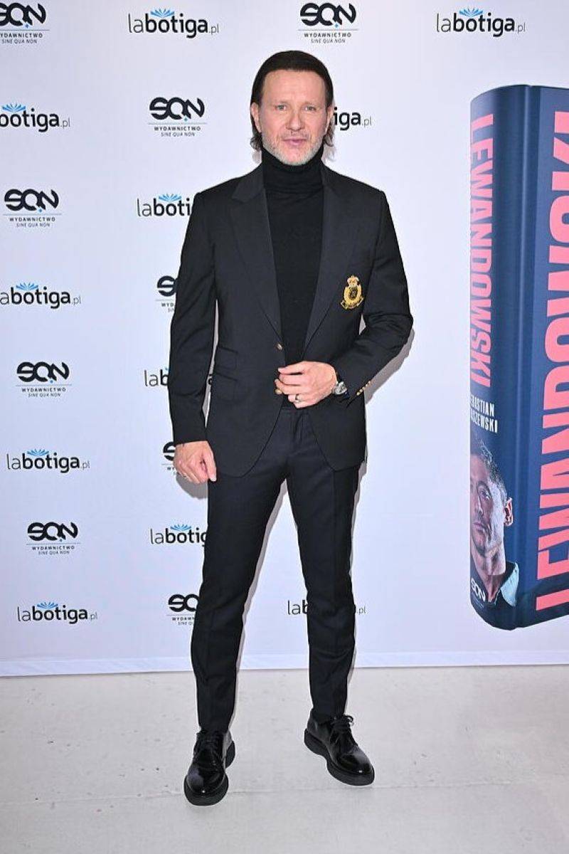 Gwiazdy na premierze książki “Lewandowski prawdziwy”! Radosław Majdan, Rzeźniczak z żoną…(FOTO)