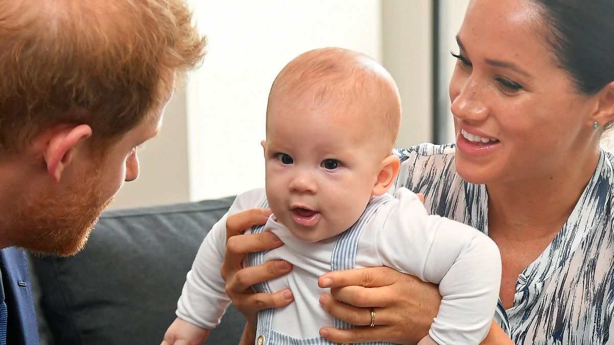 Rodzina królewska złożyła życzenia urodzinowe Archiemu na Instagramie! Internautów zaskoczyło TO zdjęcie