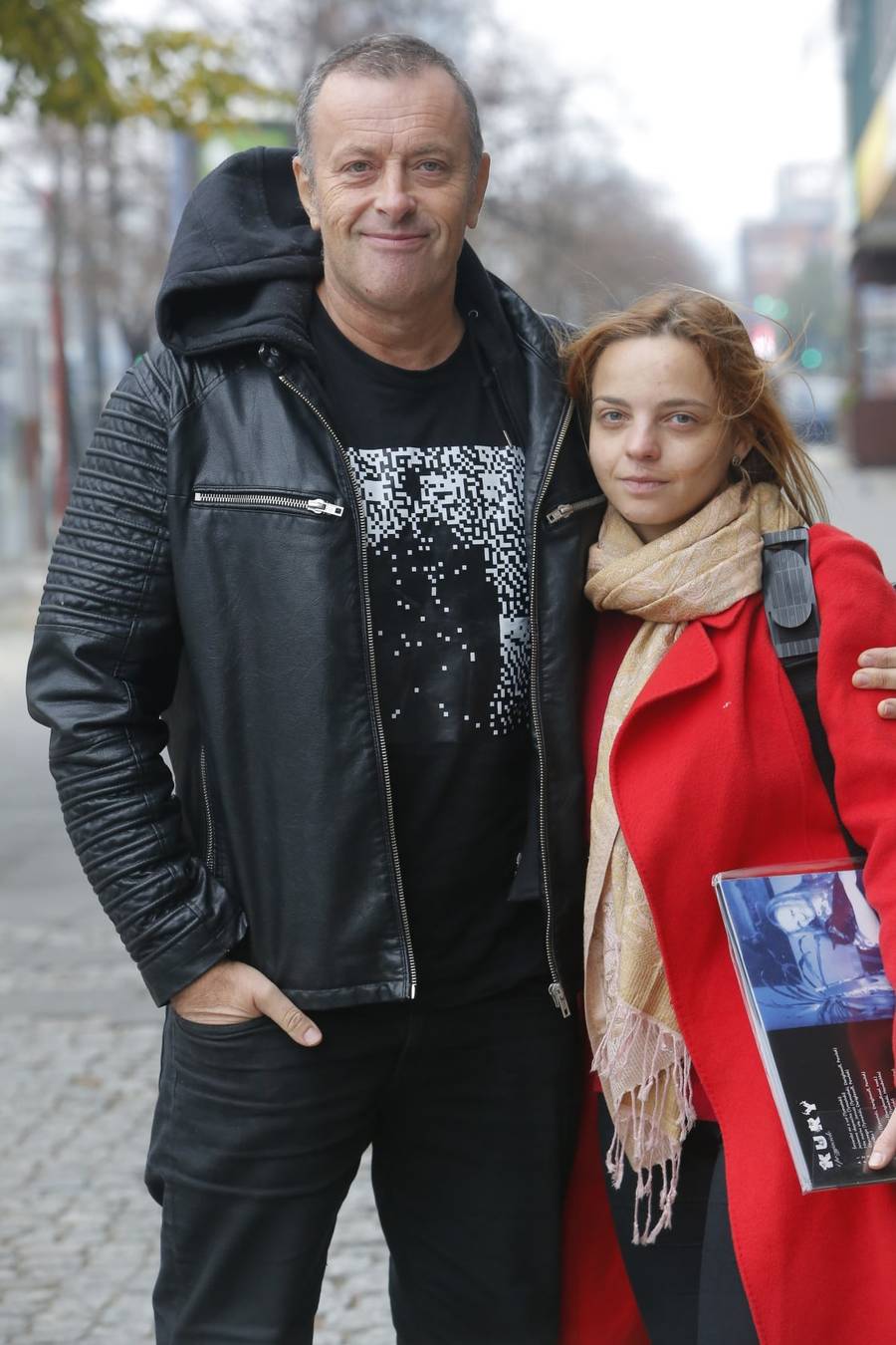 Poranek z “DDTVN”! Marcin Hakiel w ZA DUŻYCH spodniach, Tymon Tymański z młodziutką ukochaną (FOTO)