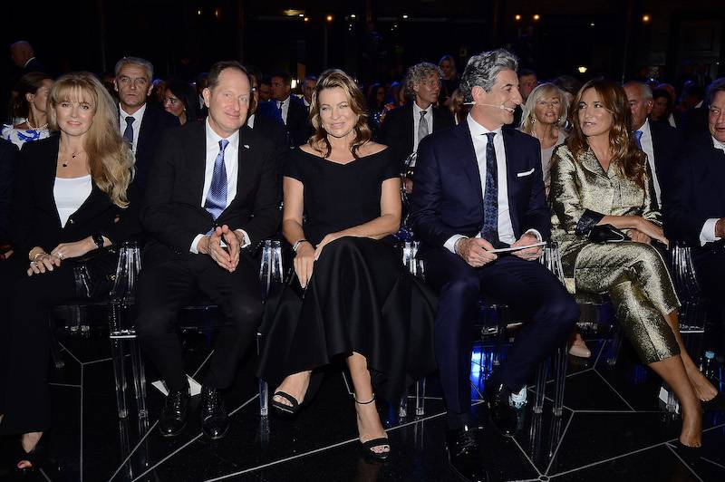 Gwiazdy na Biznesowych Oscarach. Weronika Rosati z tatą, Joanna Przetakiewicz z mężem (ZDJĘCIA)