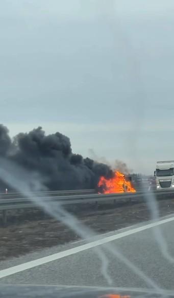 Joanna Narożna zawiadomiła o wypadku na autostradzie, fot. Facebook