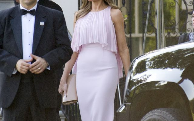 Świat w szoku, bo Melania Trump ma ciążowy brzuszek