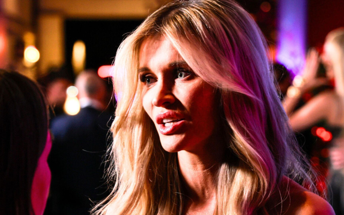 Joanna Krupa we łzach. “Do końca miałam nadzieję”. Tak pożegnała przyjaciela