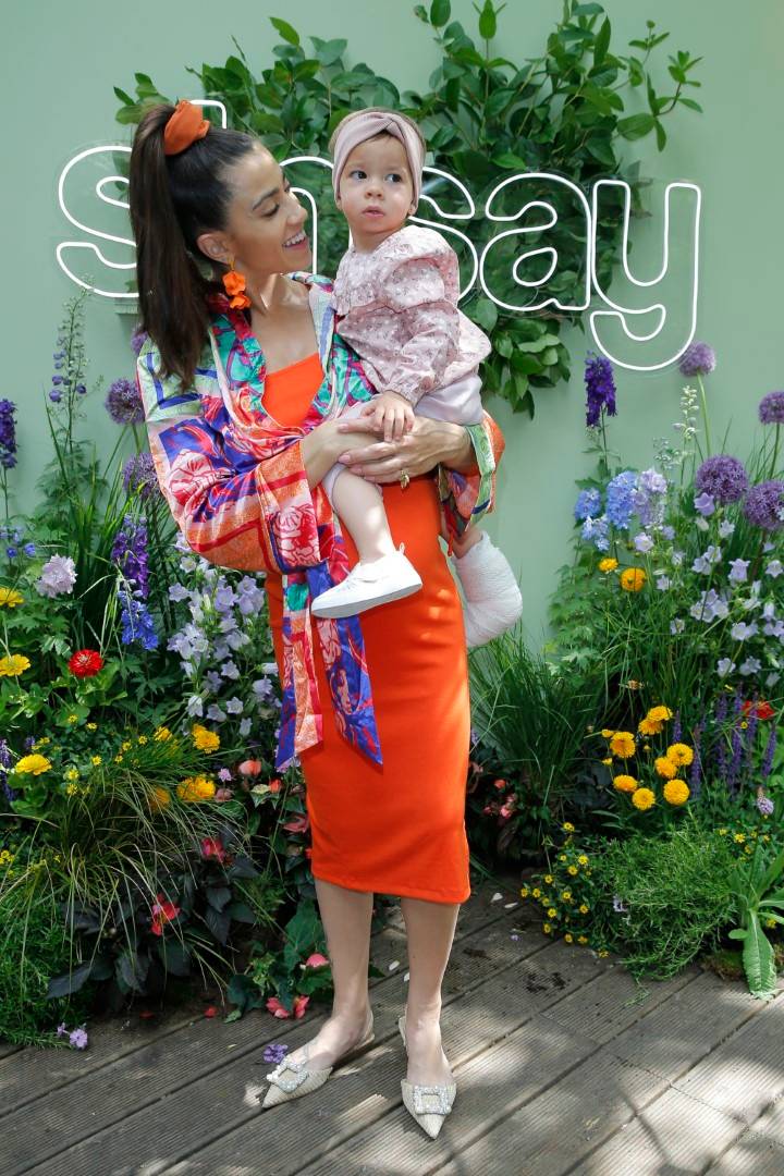 Ukwiecone gwiazdy z dziećmi na Evencie Sinsay: Wyluzowana Opozda, Maja Hyży z córeczką i ogromnym brzuszkiem, Rafał Maślak z rodziną