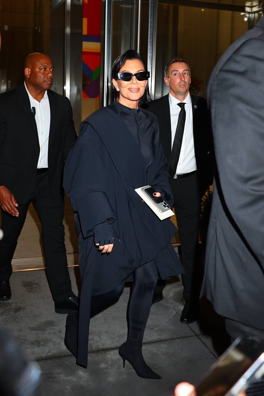 Kardashianki podbijają Nowy Jork! Mama i siostra wspierają Kim w jej wielkim dniu (FOTO)