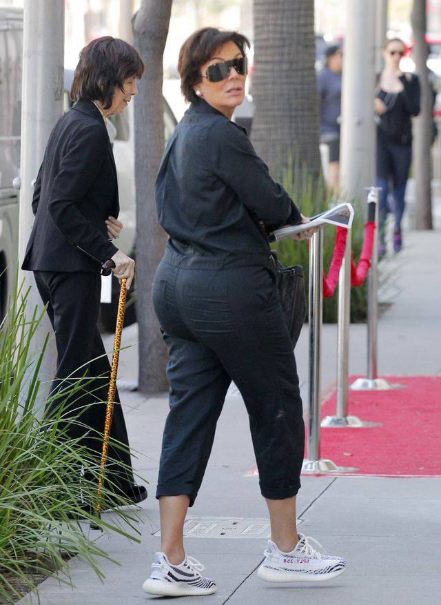 Oto cała ponura prawda o Kris Jenner. Dlaczego ZNISZCZYŁA ŻYCIE swoim córkom?