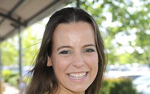 Dokąd Mucha zabierze Stefanię na wakacje?