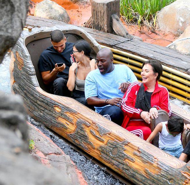 Kourtney świętuje 39. urodziny w Disneylandzie (ZDJĘCIA)