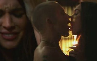 Megan Fox w teledysku Rihanny i Eminema [VIDEO]