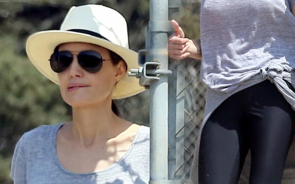 Mamy NOWE zdjęcia Angeliny Jolie. Wygląda, jakby ważyła 35 kilogramów?