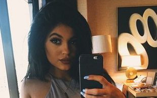 W czym tkwi sekret szczupłej figury Kylie Jenner? (FOTO)