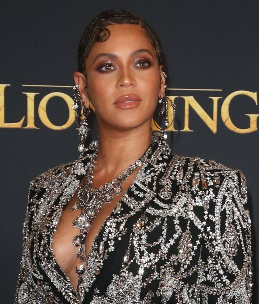 Naukowcy wybrali 10 gwiazd o najbardziej IDEALNYCH rysach twarzy