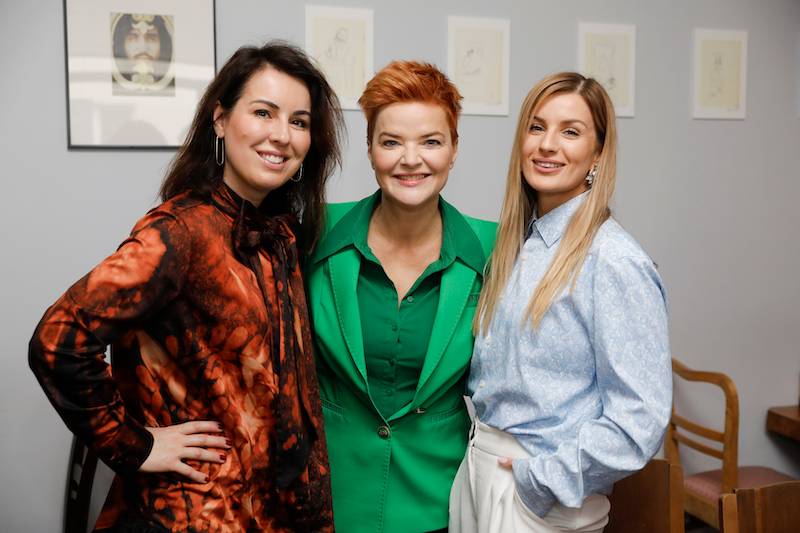 5. edycja “Mody na recykling”. Monika Richardson zadebiutowała w nowej fryzurze – jest teraz RUDA