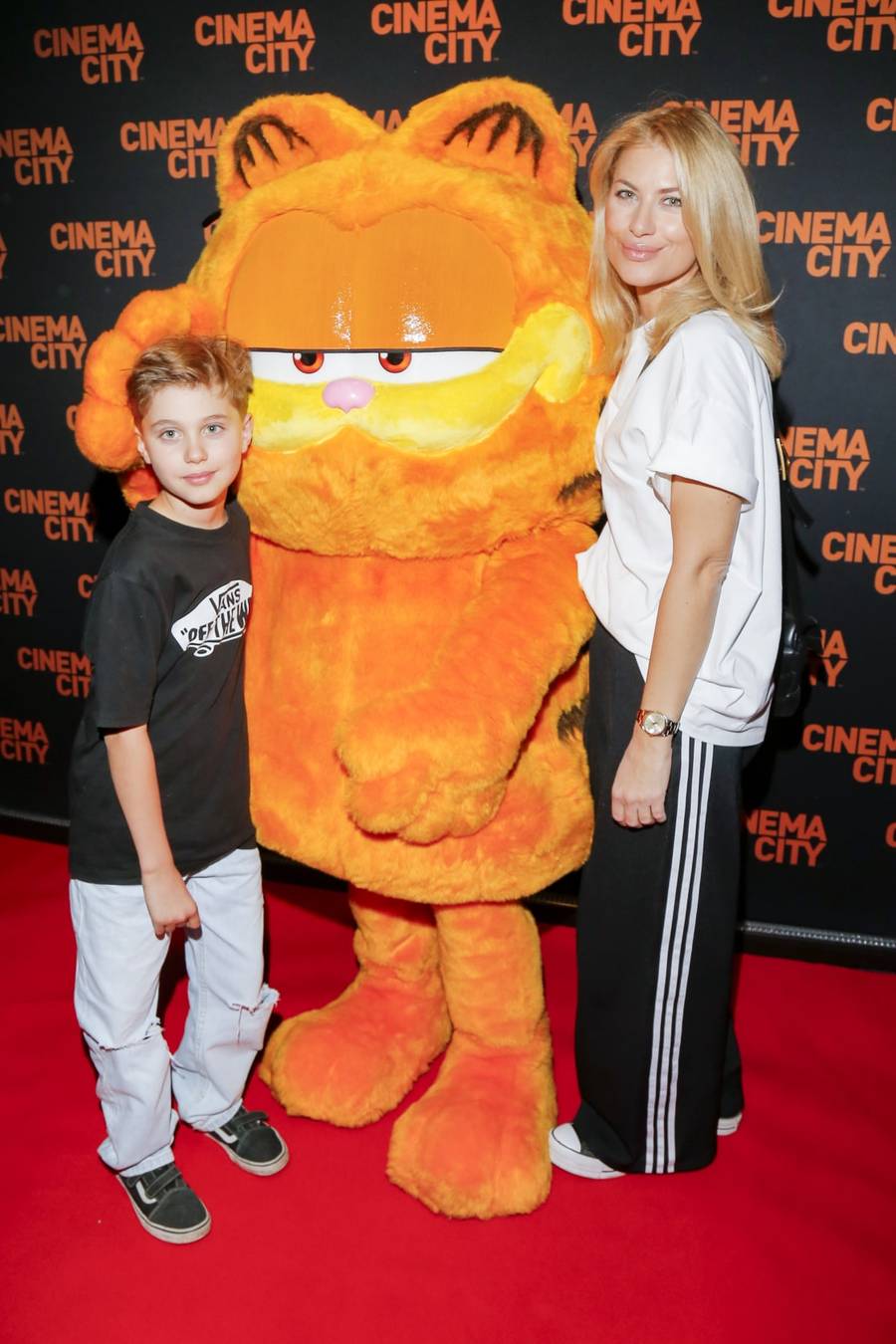 Te gwiazdy nie kryją dzieci przed show-biznesem! Córka Tomasza Oświecińskiego zaraz przerośnie tatę