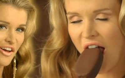 Joanna Krupa w reklamie lodów Koral (FOTO)