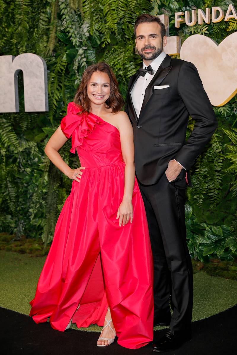 Bal Fundacji TVN (część II): Monika Olejnik w odważnym kolorze, Dorota Szelągowska debiutuje z nowym partnerem