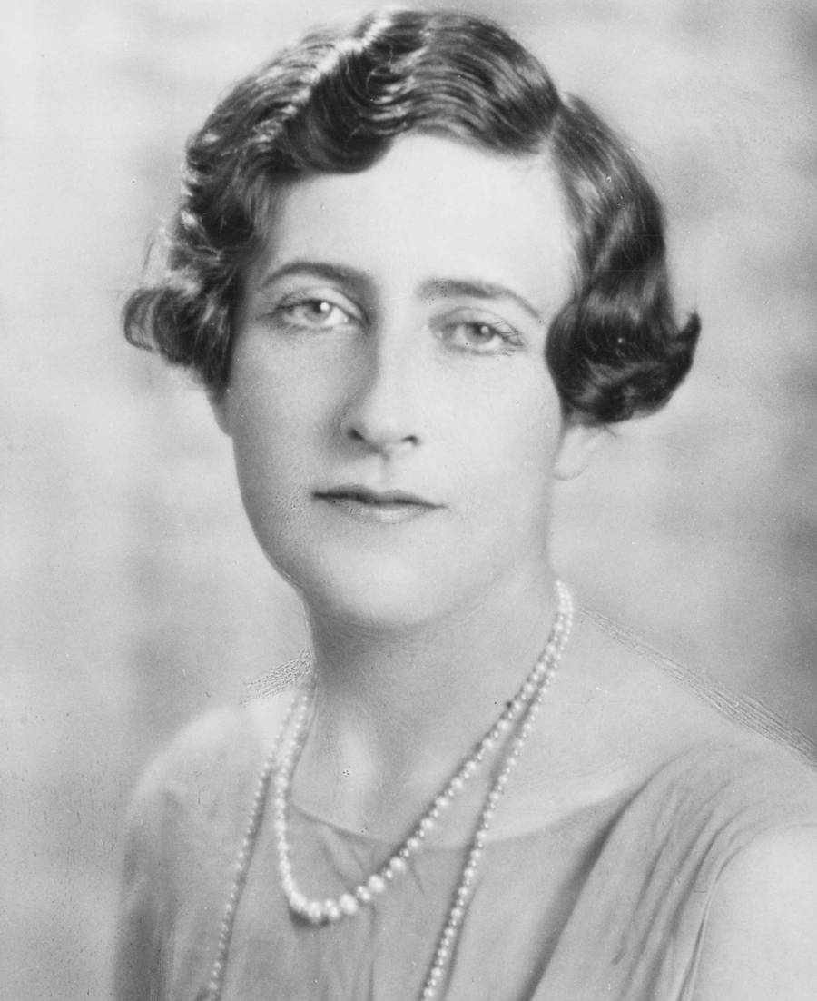 Agatha Christie, czyli pierwsza dama kryminału. Jak wyglądało prywatne życie tajemniczej pisarki?