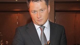 Jarosław Kuźniar ma powody do płaczu?