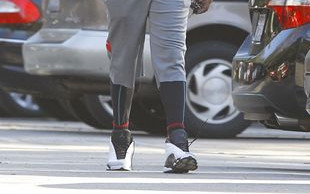 Lamar Odom ponownie odwiedza domy publiczne! Chce zapomnieć o Khloe Kardashian?