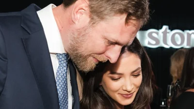 Oskarżony o przemoc domową książę wziął ślub! To jej przysięgał w cieniu wielkiego skandalu