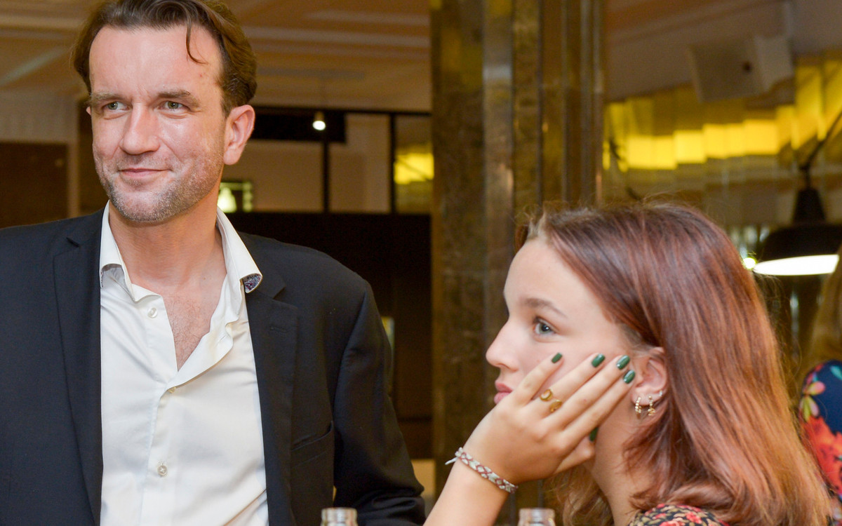 Tomasz Kot zabrał córkę na premierę filmu. Blanka ma już 14 lat (ZDJĘCIA)