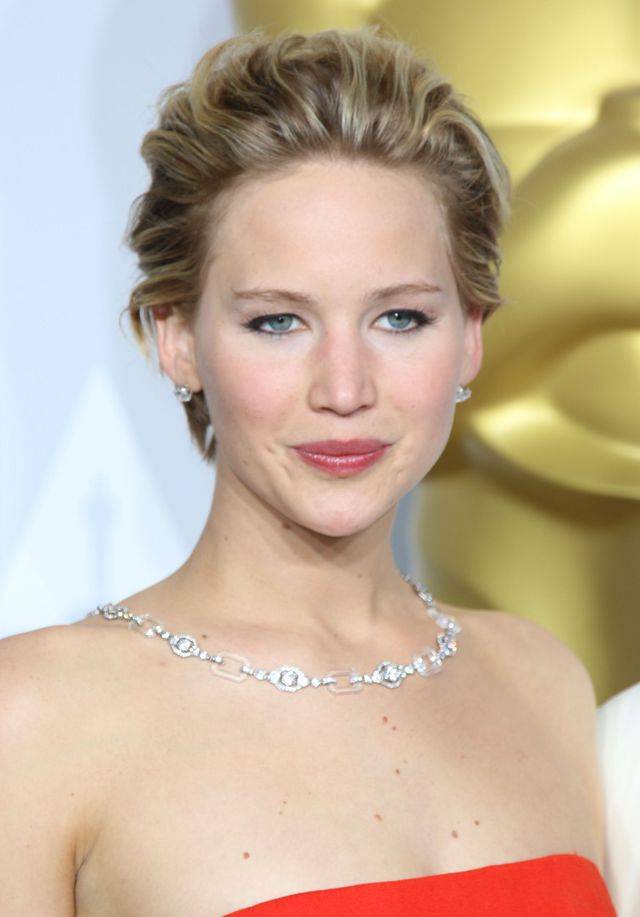 Jennifer Lawrence na czerwonych dywanach