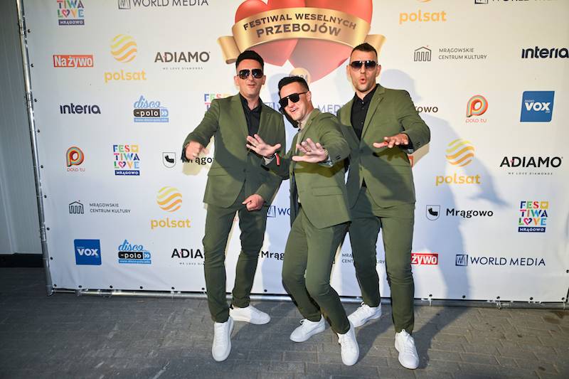 Festiwal Weselnych Przebojów 2024. Narożna w kilku stylizacjach, a Natasza Urbańska w totalnej czerni