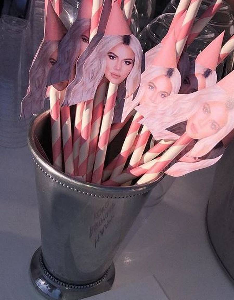 WOW! Tak wyglądały 35. urodziny Khloe Kardashian