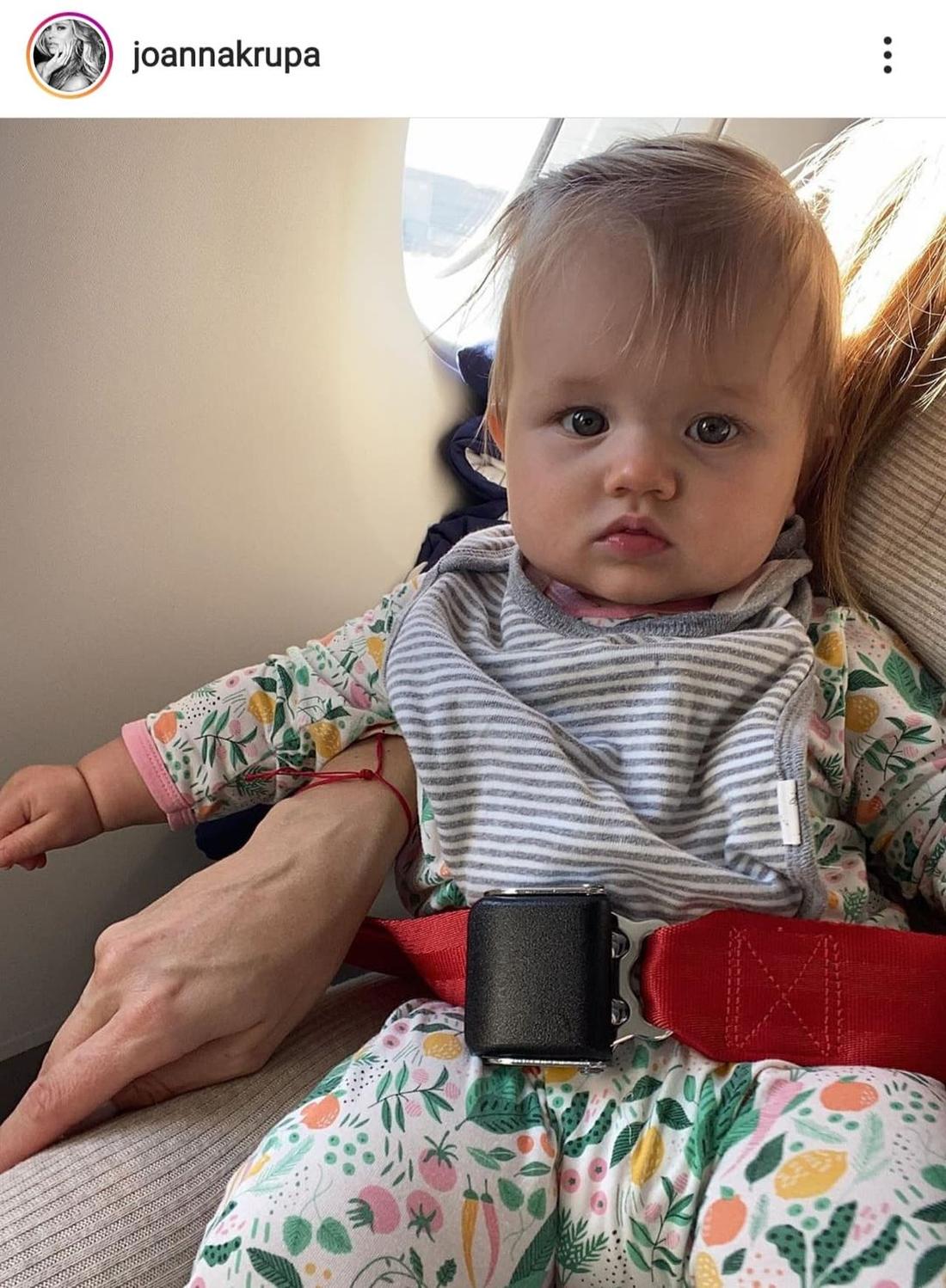 Joanna Krupa pokazała trudy macierzyństwa. Tak wyglądała podróż modelki z córką