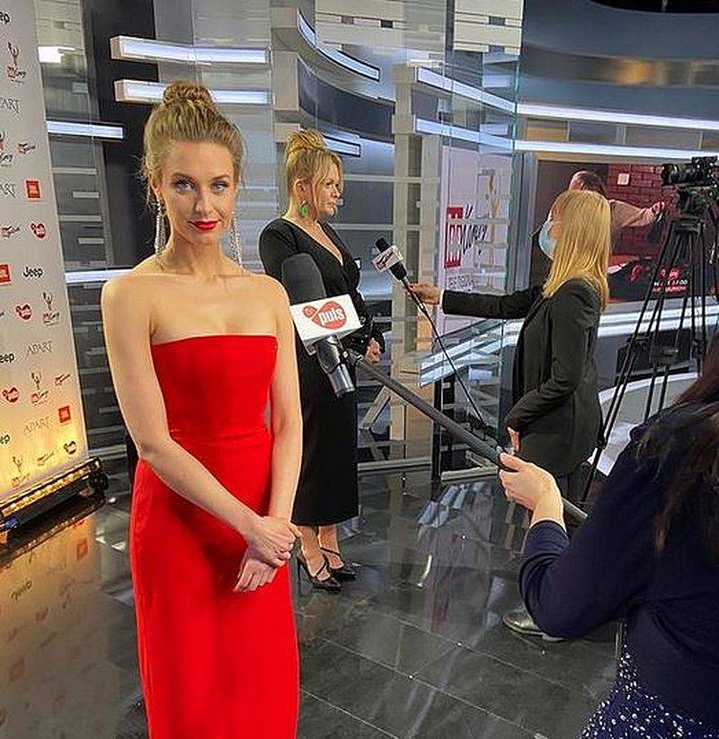 Telekamery 2021: Elegancka Kasia Zielińska, Julia Kamińska w czerwieni (ZDJĘCIA)