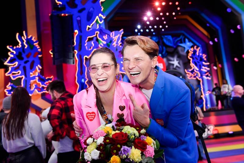 Gwiazdy wspierają Owsiaka na 33. Finale WOŚP: Mandaryna z dziećmi, Julia Żugaj, dawno niewidziana Renata Przemyk…