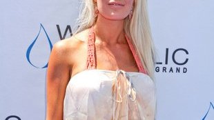 Miłośniczka operacji plastycznych powraca (FOTO)