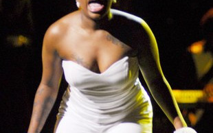 Nie tylko Mariah Carey lubi obcisłe stroje (FOTO)