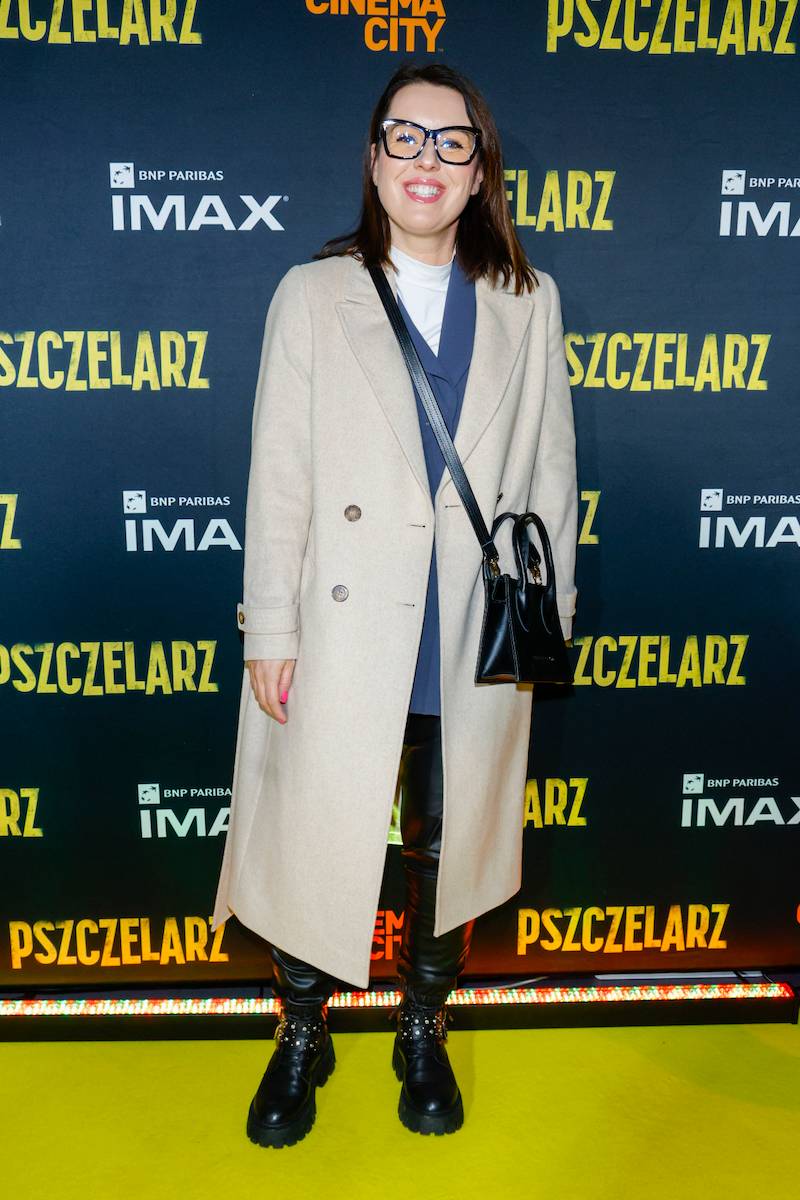 Pokaz filmu “Pszczelarz”. Robert Burneika z młodszą o 16 lat Kają, Jacek Rozenek z nową partnerką, Kacperek z “Rodzinki.pl”