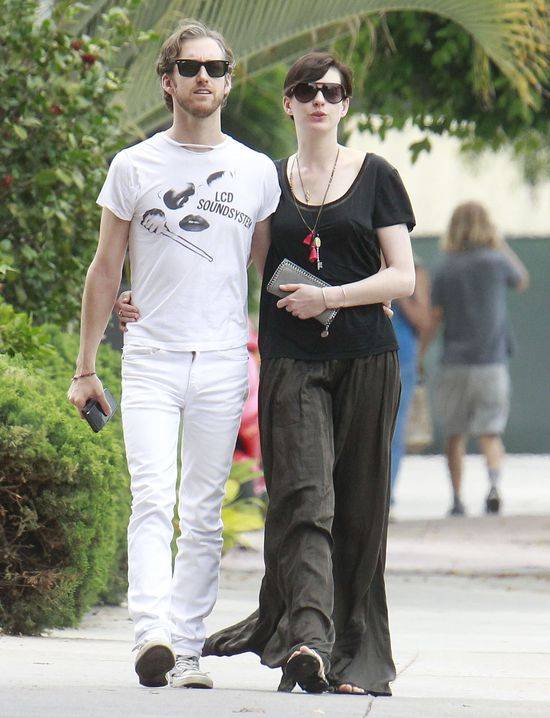 Styl Anne Hathaway zmierza na dno