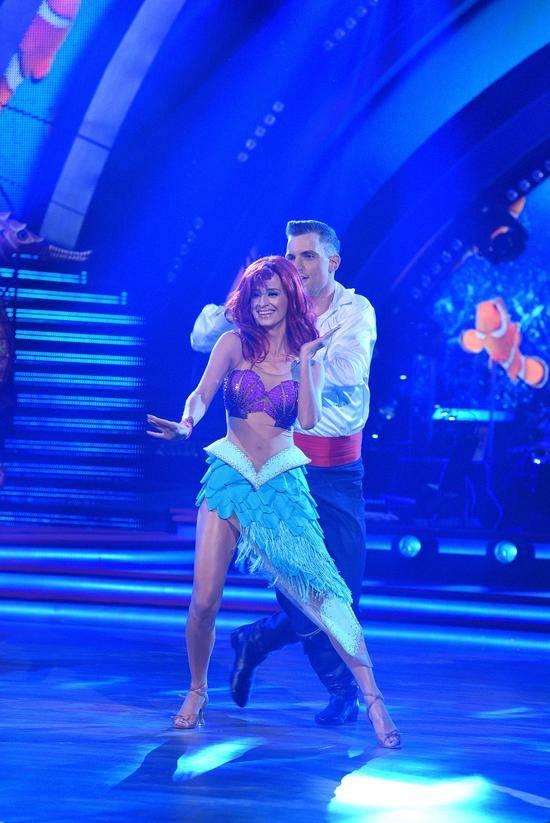 Gwiazdy w kostiumach postaci z bajek w Tańcu z gwiazdami