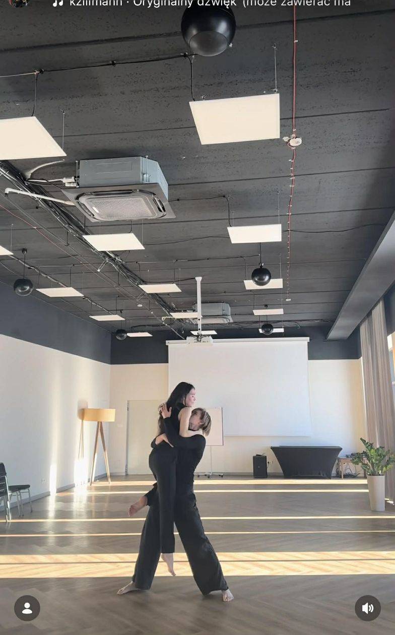 Janja Lesar w gorącym tańcu z Kasią Zillmann, fot. IG