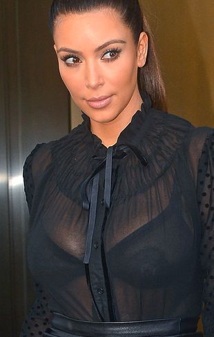 kim-kardashian-97-R1